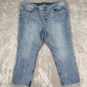 Torrid High Rise Straight Button Fly Light Wash Jeans Women Cropped 20R (42x26)